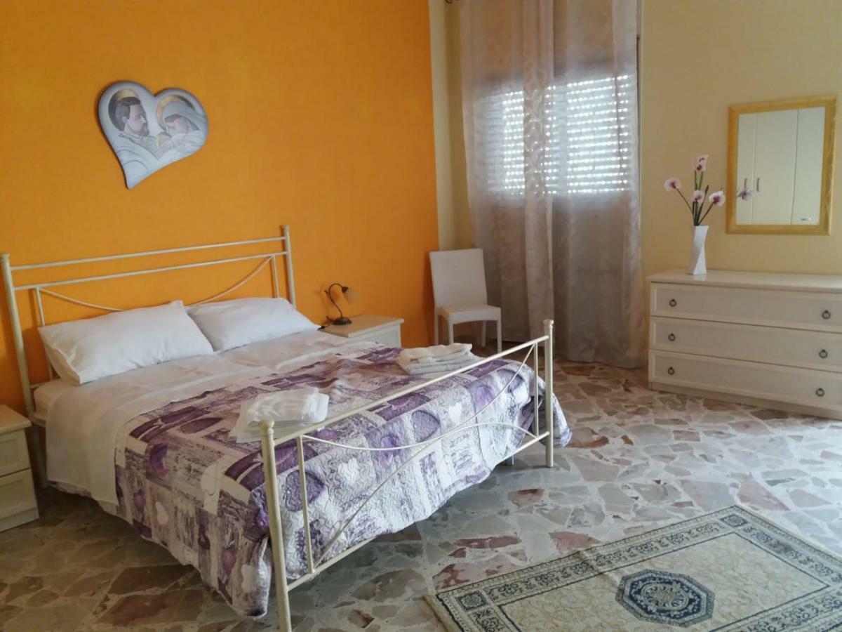 Hotel Licata Posti Letto Trapani Esterno foto